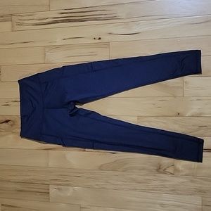 Aerie leggings with pockets
